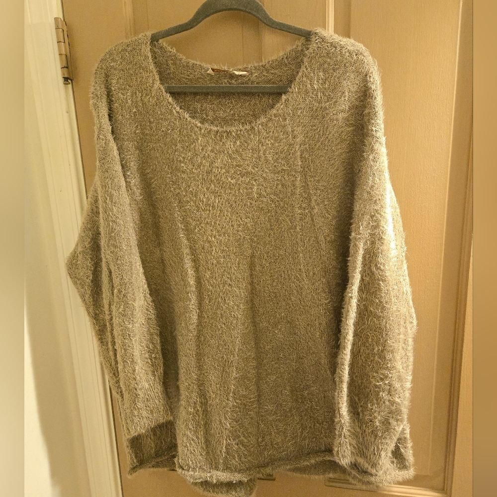 Soft Surrounding 2x super soft tan sweater